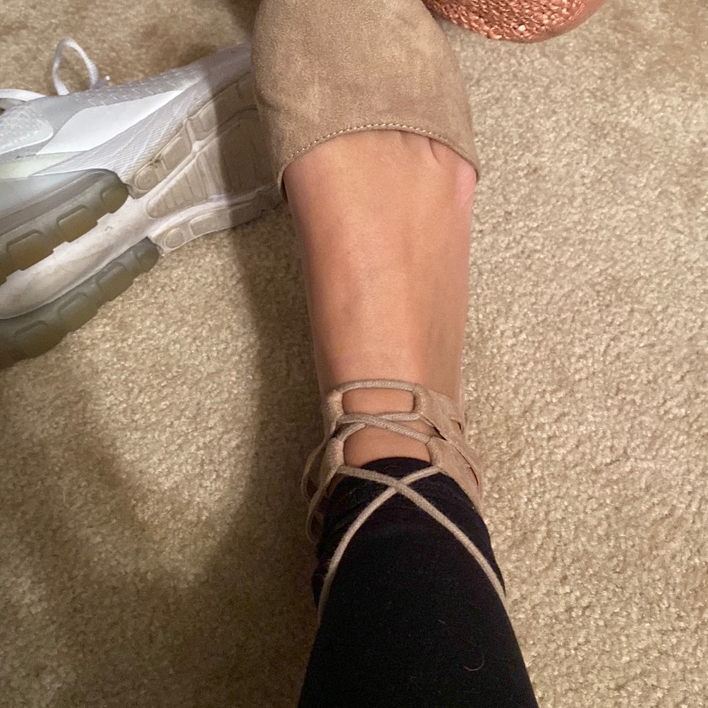 lace up flats
